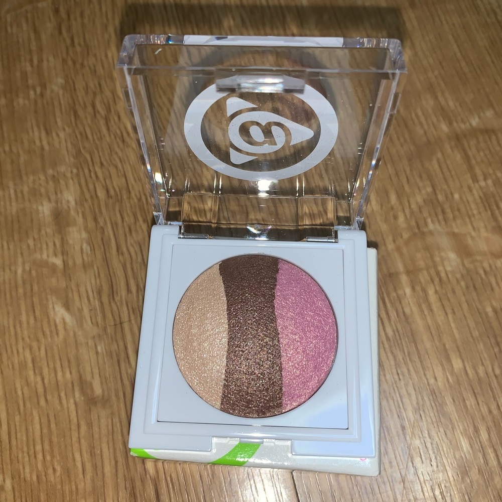 NIB Mary Kay @ Play Baked Eye Trio Neopolitan